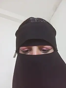 Snapshot of KHALIJIA-ARABIA-couple chatting on 7, 2, 2026 KHALIJIA-ARABIA-couple online show from 7, 2, 2026