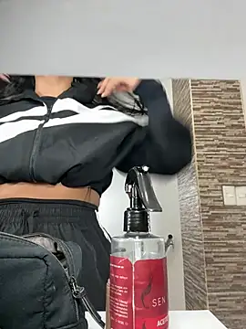 ZiaCalifa online show from 8, 4, 2026