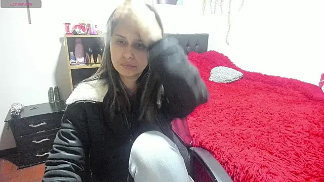 lauren ashlee online show from 1, 12, 2025