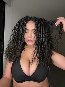 Snapshot of Mariecurl chatting on 24, 7, 2026 Mariecurl online show from 24, 7, 2026