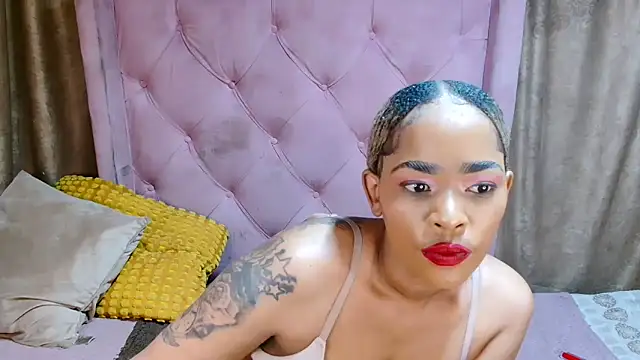Snapshot of AFRICANGODDESSXXX chatting on 1, 11, 2025 AFRICANGODDESSXXX online show from 1, 11, 2025