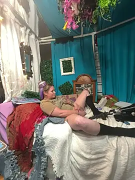 Snapshot of SummerBlueMoon chatting on 30, 4, 2026 SummerBlueMoon online show from 30, 4, 2026
