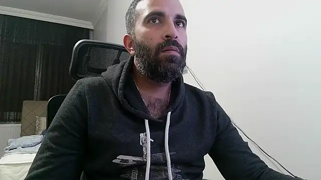 Snapshot of tgltplsr chatting on 8, 12, 2024 tgltplsr online show from 8, 12, 2024