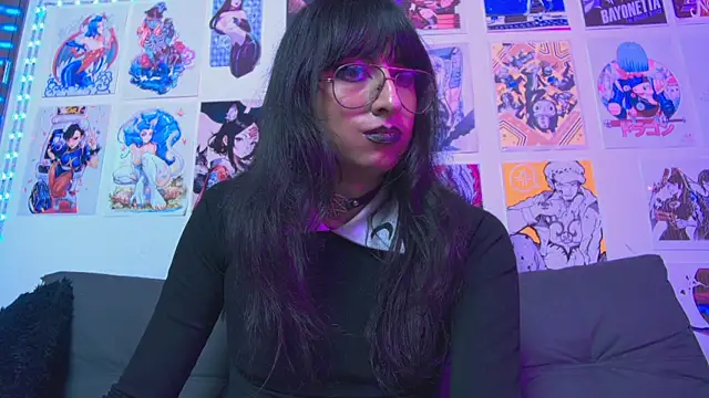 snowblack  online show from 9, 2, 2025