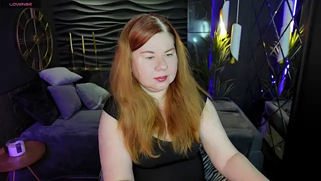 Snapshot of Mrs_Emilia chatting on 15, 12, 2024 Mrs Emilia online show from 15, 12, 2024