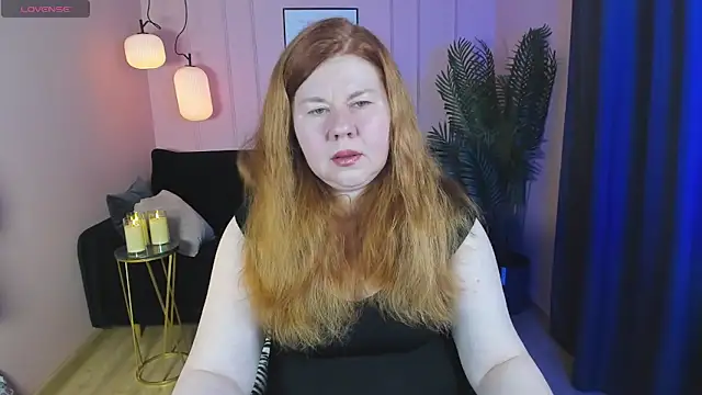 Snapshot of Mrs_Emilia chatting on 21, 12, 2024 Mrs Emilia online show from 21, 12, 2024