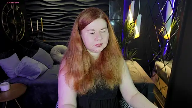 Snapshot of Mrs_Emilia chatting on 22, 12, 2024 Mrs Emilia online show from 22, 12, 2024