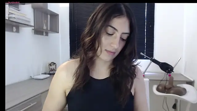 Snapshot of MIYESSI chatting on 13, 2, 2025 MIYESSI online show from 13, 2, 2025