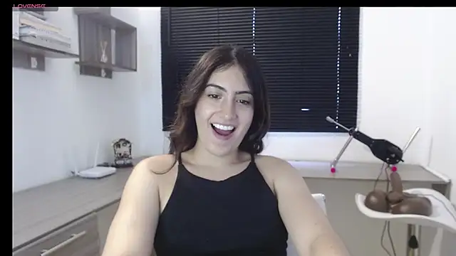 Snapshot of MIYESSI chatting on 13, 2, 2025 MIYESSI online show from 13, 2, 2025