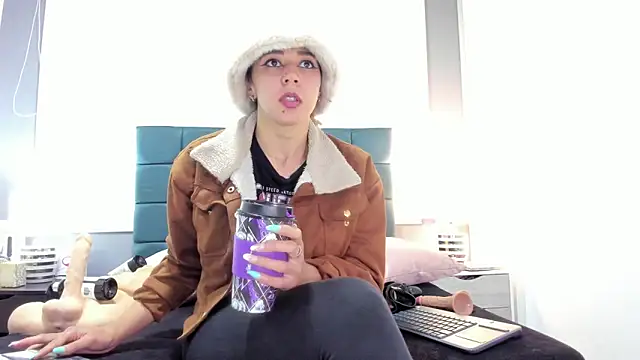 charlott lens online show from 16, 10, 2025