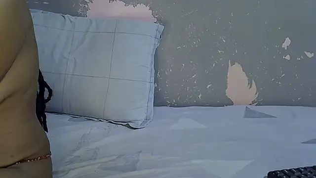 sweetchocolate9 online show from 3, 2, 2026