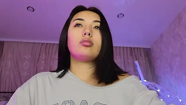 lily  foster online show from 17, 2, 2026