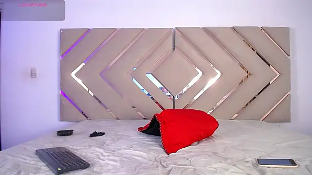 Raven foxter1 online show from 23, 12, 2024