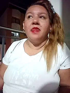 Snapshot of HORNY_MATURE25 chatting on 27, 1, 2025 HORNY MATURE25 online show from 27, 1, 2025