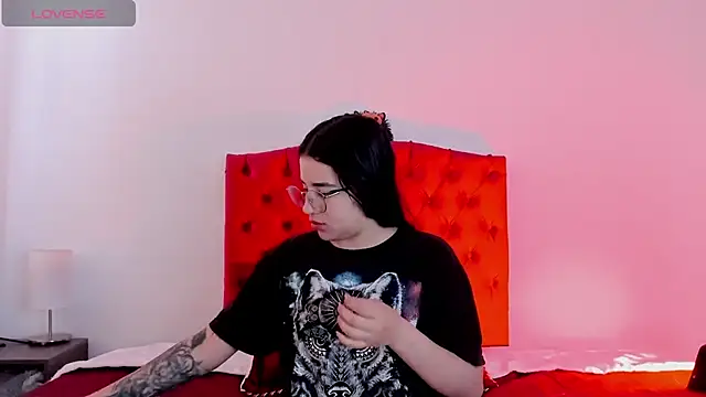 aliice walker  online show from 21, 12, 2024