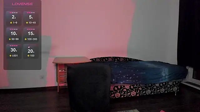 Snapshot of KitsuneRem chatting on 27, 2, 2026 KitsuneRem online show from 27, 2, 2026