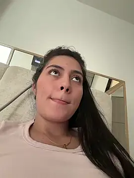 Sophie  Foxxx online show from 13, 4, 2026