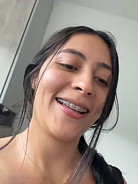 Snapshot of Sophie__Foxxx chatting on 16, 5, 2026 Sophie Foxxx online show from 16, 5, 2026
