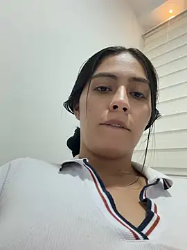 Snapshot of Sophie__Foxxx chatting on 21, 5, 2026 Sophie Foxxx online show from 21, 5, 2026