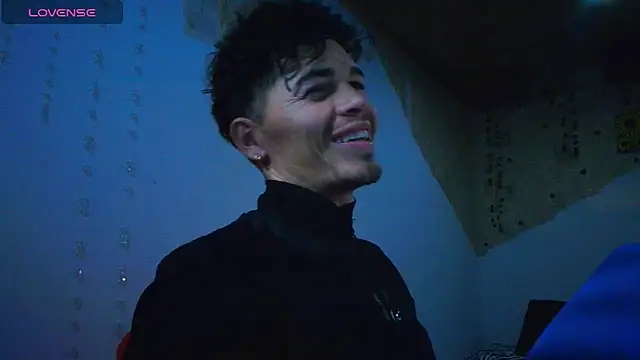 kisstarxxx online show from 16, 9, 2025