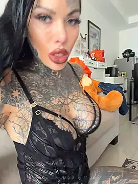 claudiacvc95 online show from 21, 6, 2026