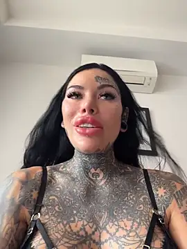 claudiacvc95 online show from 27, 6, 2026