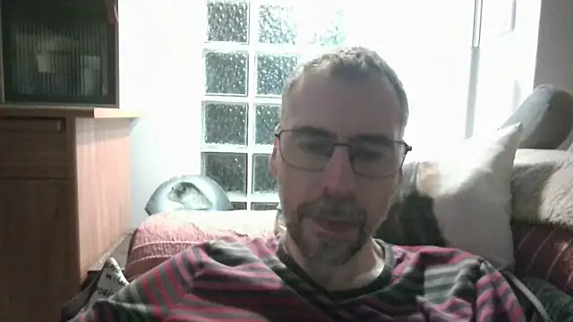 ptitcanard60600 online show from 7, 3, 2026