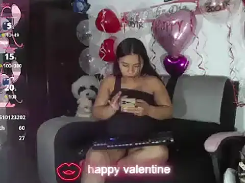 Snapshot of Charis_21 chatting on 21, 2, 2025 Charis 21 online show from 21, 2, 2025
