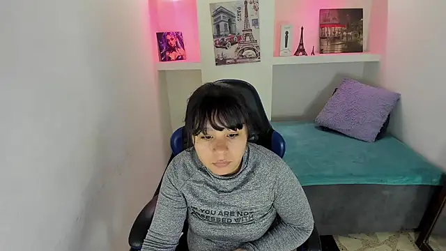 Snapshot of Charis_21 chatting on 18, 9, 2025 Charis 21 online show from 18, 9, 2025