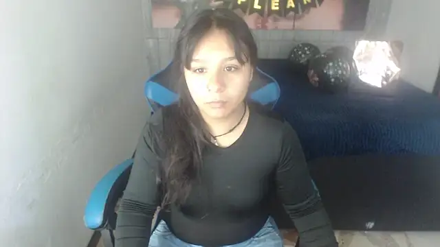 Snapshot of Charis_21 chatting on 4, 10, 2025 Charis 21 online show from 4, 10, 2025