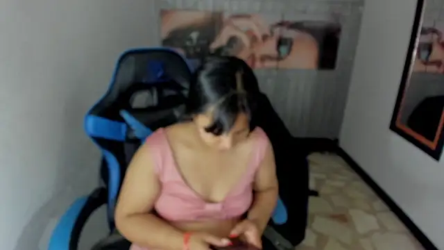 Charis 21 online show from 20, 10, 2025