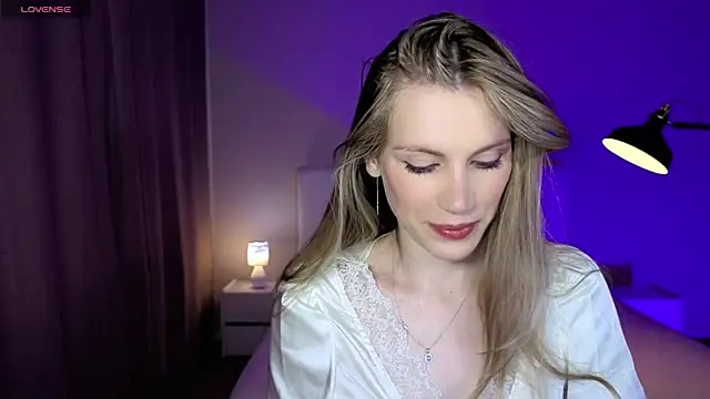 Snapshot of Lilianna_Just chatting on 2, 7, 2026 Lilianna Just online show from 2, 7, 2026