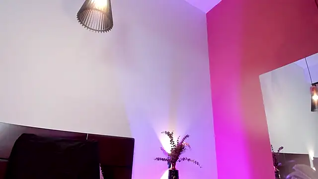 NoraDasilva online show from 29, 12, 2024