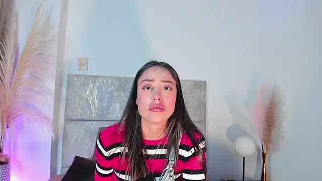 NoraDasilva online show from 5, 2, 2025