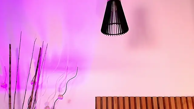 NoraDasilva online show from 13, 9, 2025