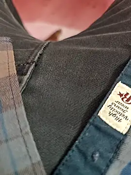 Newyork-couple online show from 13, 1, 2025