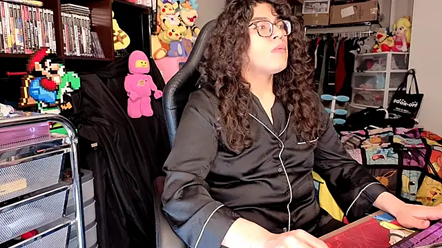 Snapshot of ShinyCherub chatting on 20, 6, 2026 ShinyCherub online show from 20, 6, 2026