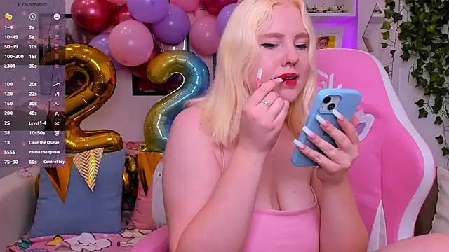 art lovee online show from 7, 10, 2025