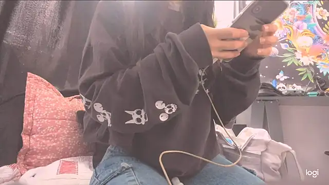 MYFAVOURITESTRAGER online show from 26, 2, 2026