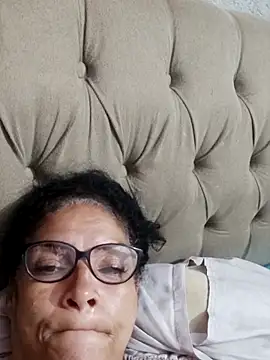 Delicy1 online show from 15, 10, 2025