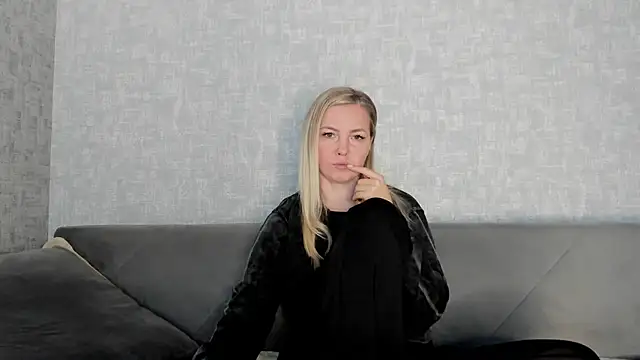 iam Venus online show from 16, 2, 2026