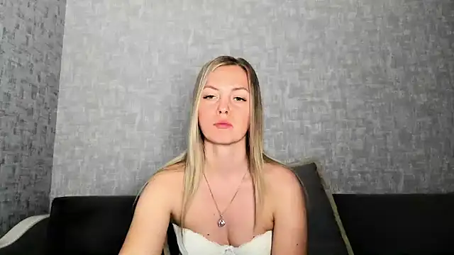Snapshot of iam_Venus chatting on 27, 4, 2026 iam Venus online show from 27, 4, 2026