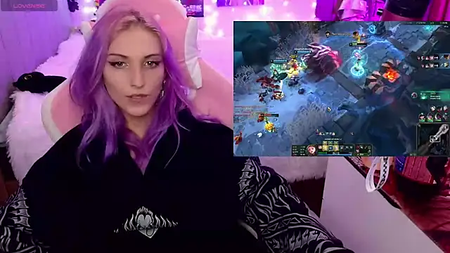 Snapshot of Violet_Noir chatting on 30, 1, 2025 Violet Noir online show from 30, 1, 2025