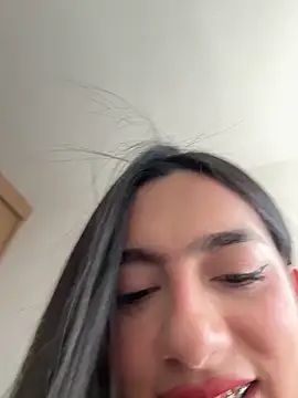 Nicollemays online show from 31, 3, 2026