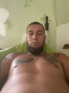Snapshot of shy-boy-1999 chatting on 14, 7, 2026 shy-boy-1999 online show from 14, 7, 2026