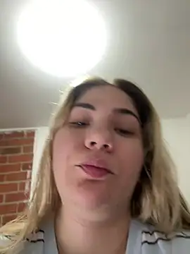Snapshot of Celestedubois chatting on 5, 7, 2026 Celestedubois online show from 5, 7, 2026