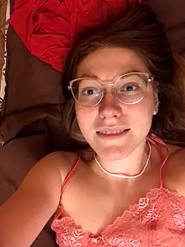  Sweet Love  online show from 8, 12, 2024