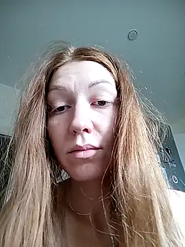  Sweet Love  online show from 17, 9, 2025