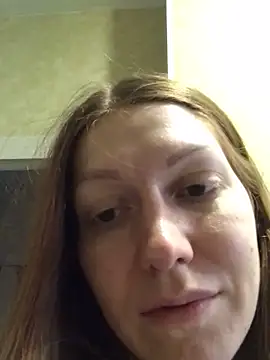  Sweet Love  online show from 15, 4, 2026