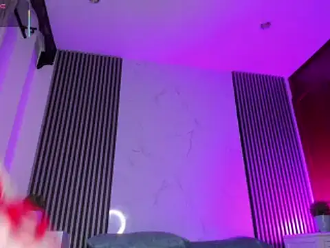 CamileHolmes online show from 23, 2, 2026